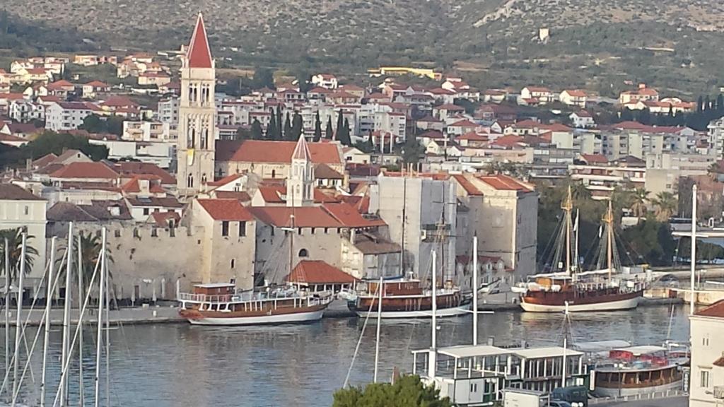 Apartment Trogir City Ruang foto